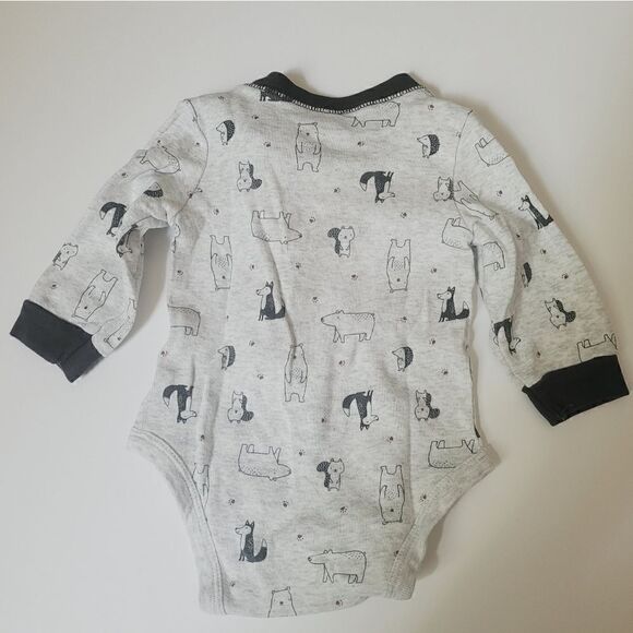 Carter's Dark Grey & Heather Grey Animal Long Sleeved Onesie Size 3 Months - Picture 3 of 4